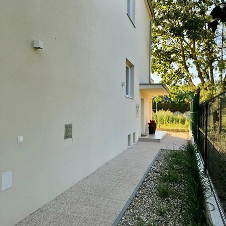 Apartment Zanzi Šamorín Εξωτερικό φωτογραφία